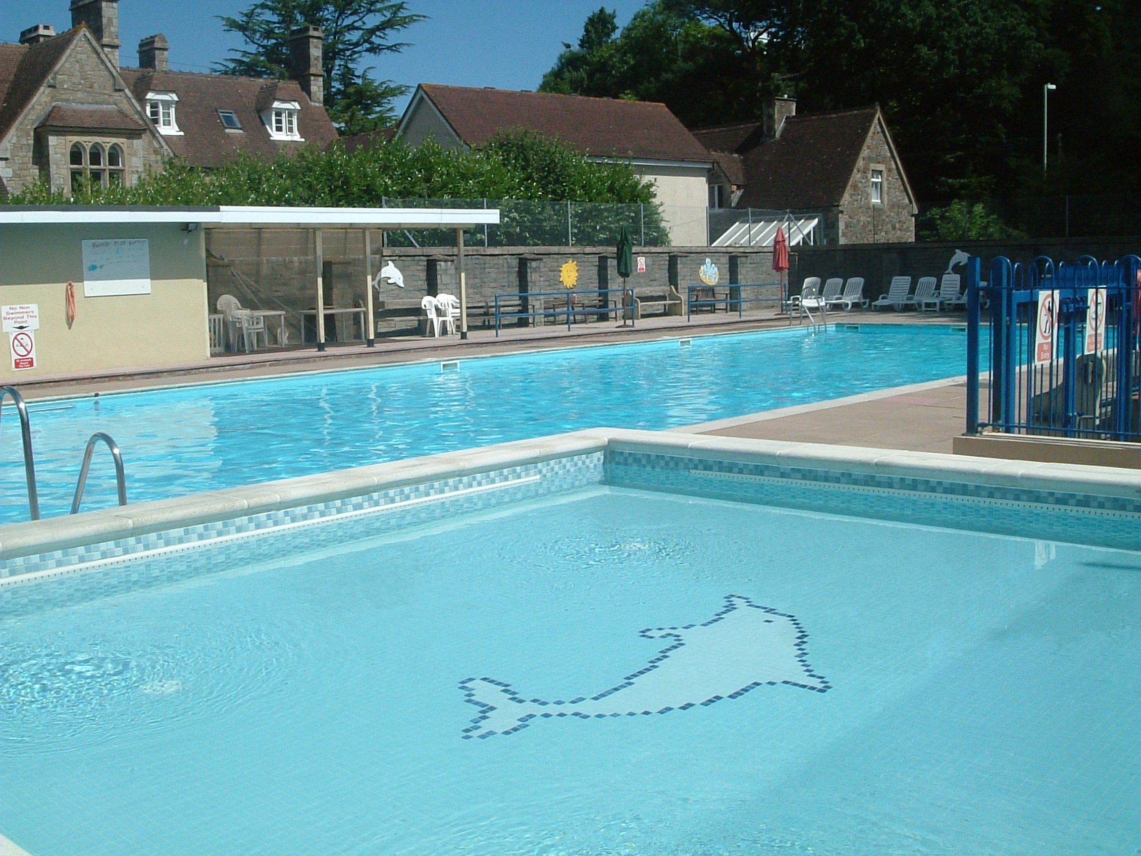 Bovey Tracey Swimming Pool